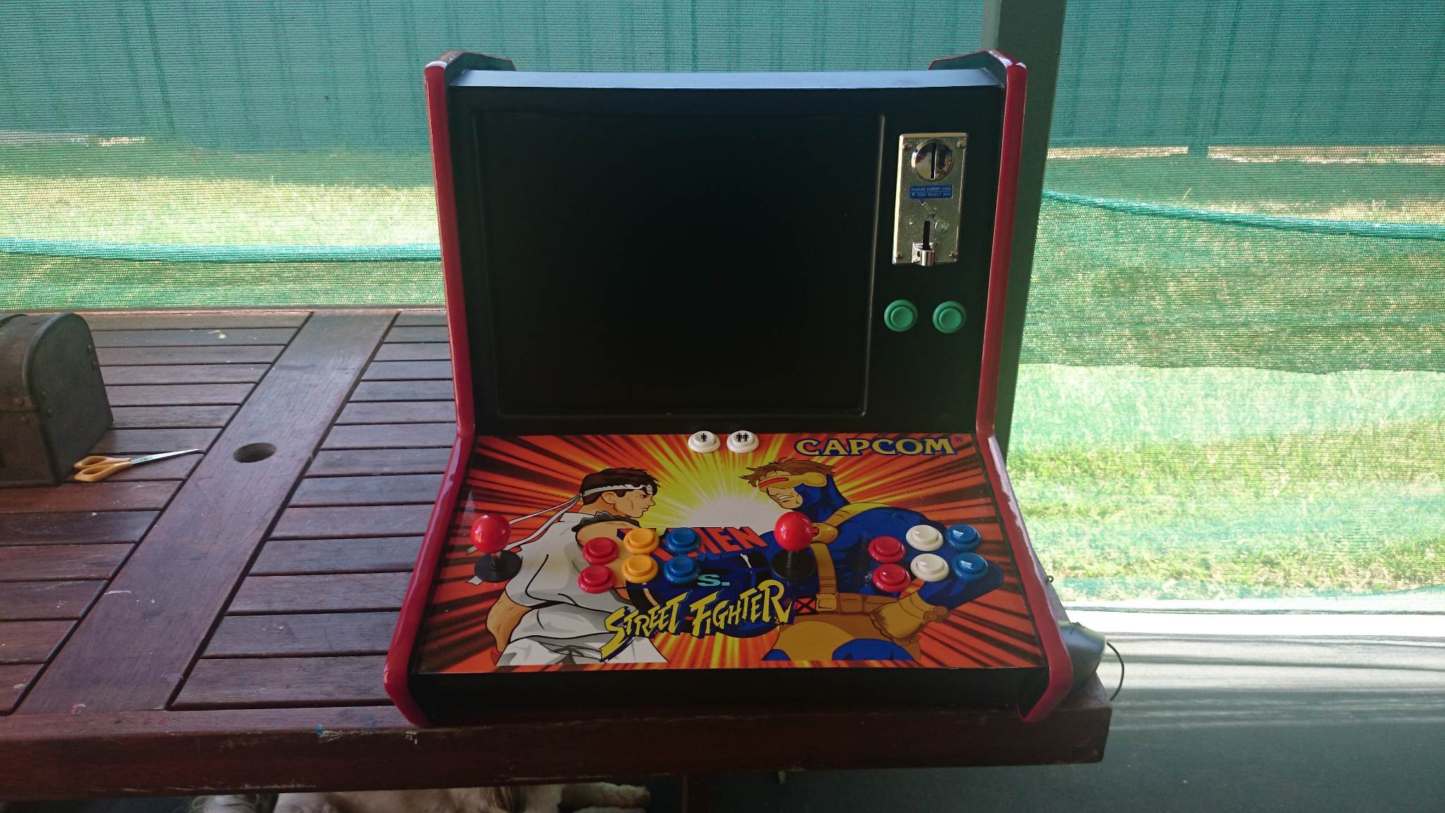 TABLE TOP ARCADE MACHINE